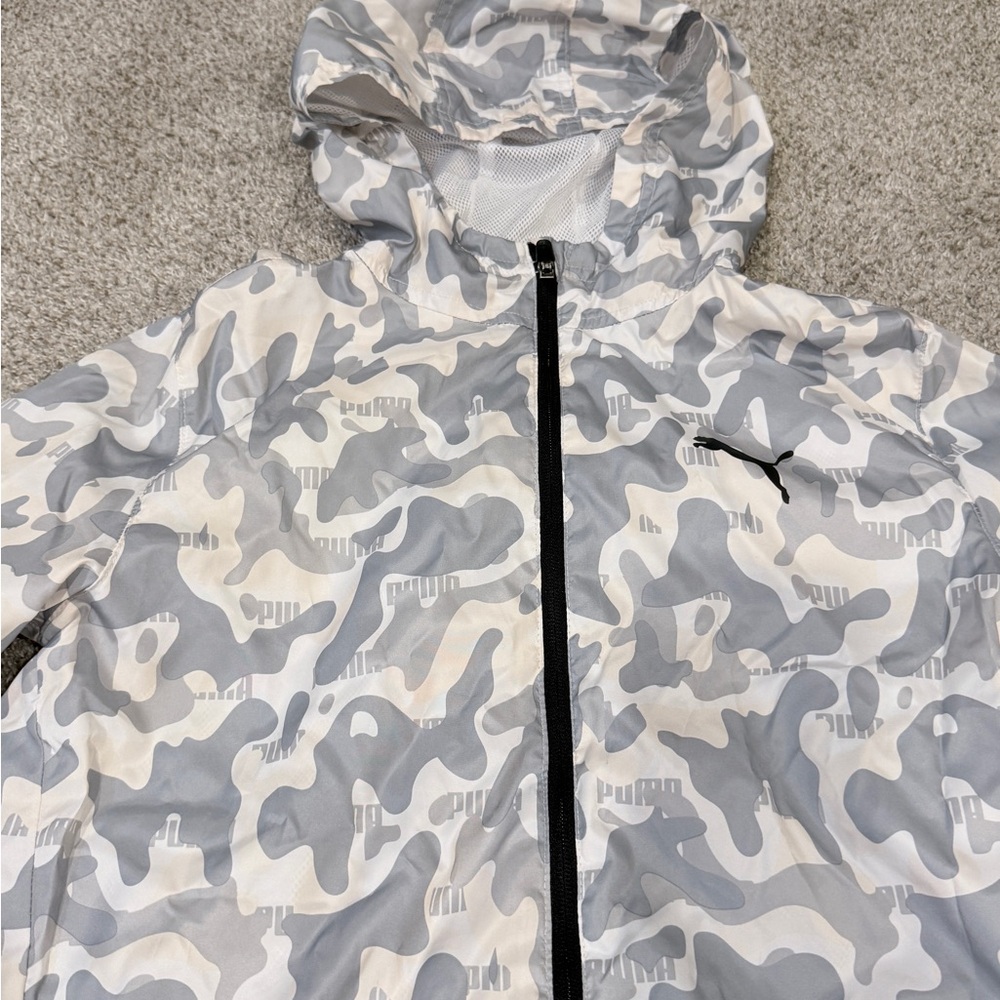 Puma Kids Gray Camo Raincoat L 14-16